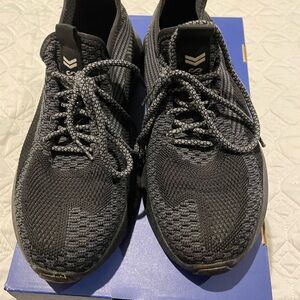 Men's Black Athletic Shoes
